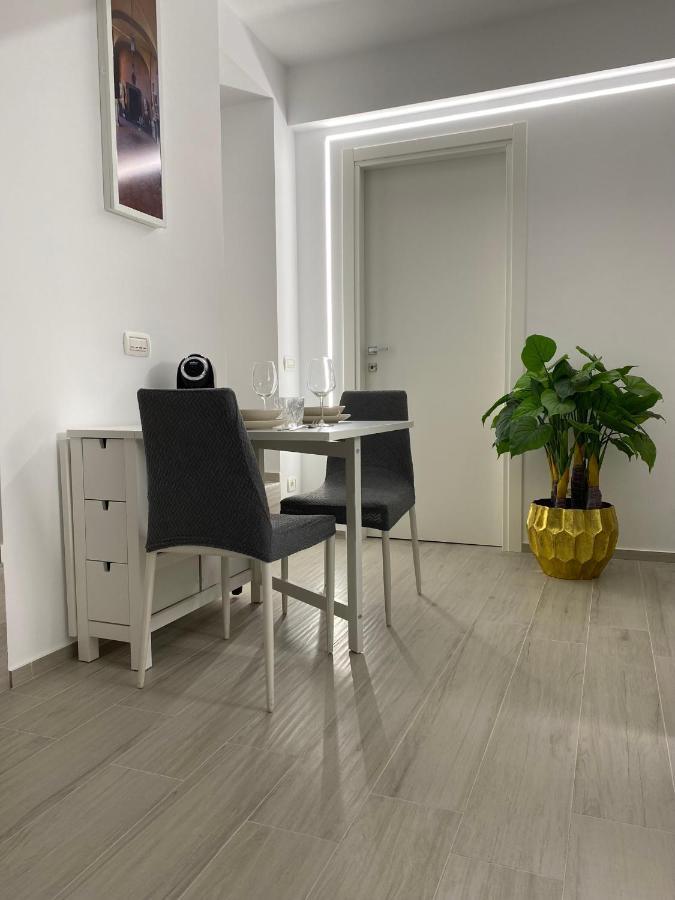 Caves Apartment Osimo